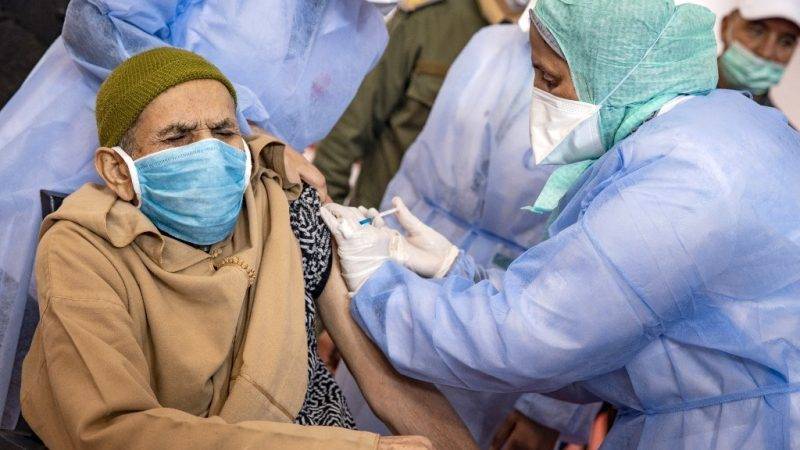 أزيد من 54 ألف مغربي تعرضوا لأعراض جانبية بسبب لقاح كورونا