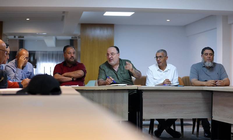 رئيس جامعة كرة السلة يجتمع مع الجمعيات المنضوية تحت لواء العصبة الجهوية مراكش-آسفي