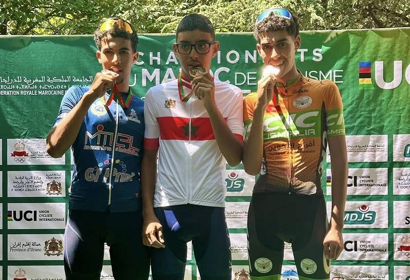 دراج الكوكب المراكشي مروان خربوشي يتوج بطلا للمغرب في فئة الشبان