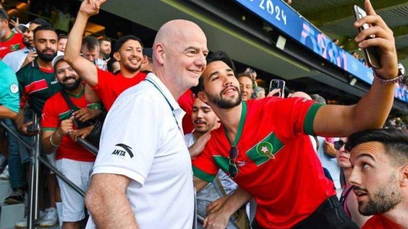 رئيس الفيفا يشيد بانجاز المنتخب المغربي الأولمبي