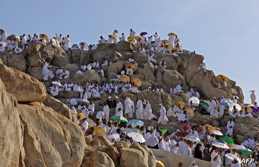 المجلس العلمي الأعلى يصدر فتوى بجواز صعود الحجاج المغاربة إلى عرفة مباشرة دون المرور من منى