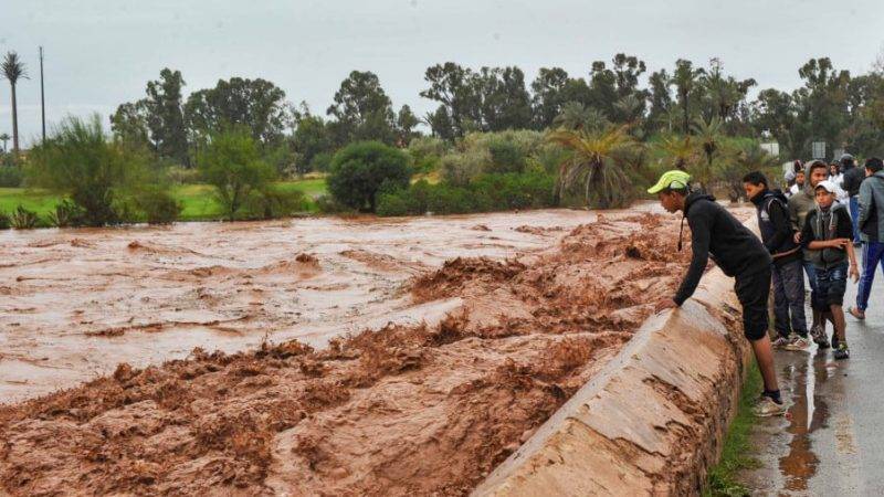 خطر الفيضانات.. وزارة الداخلية تطالب المواطنين بالحذر وعدم المغامرة