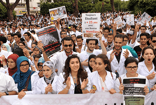 بعد أيام قليلة من تعيينهما وزيرا التعليم العالي والطب يجتمعان بالطلبة