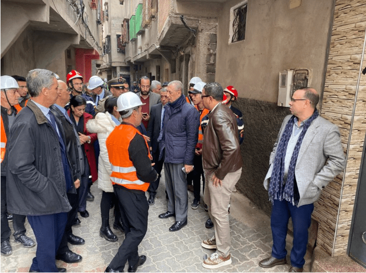 واقعة المنزل الأيل للسقوط تجر الوالي شوراق اٍلى حي الفخارة