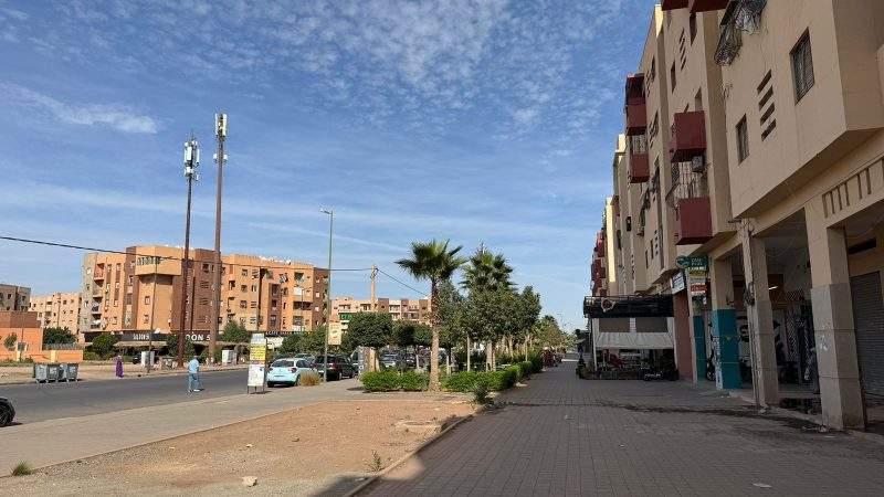 الانقطاعات المفاجئة للكهرباء بأبواب مراكش تُسبب اضطرابا كبيرا لأصحاب المقاهي